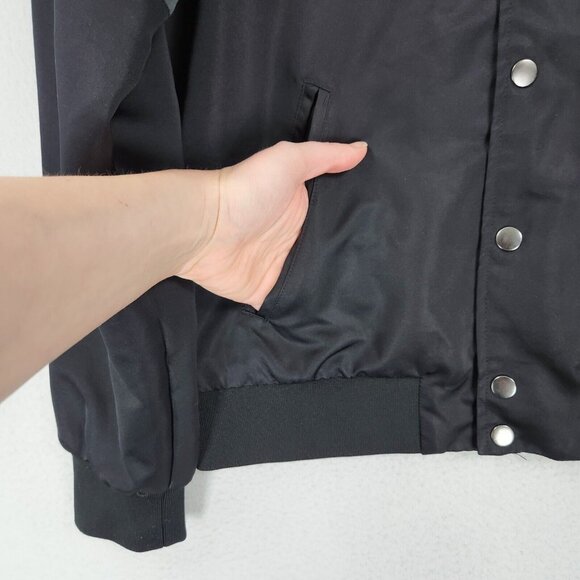 Friday The 13th Jacket Mens Small Black Bomber Jason Voorhees F13 Halloween - Picture 4 of 15